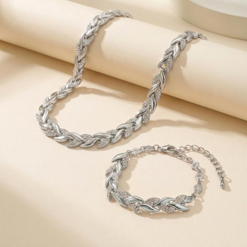 Nerina | Handgemaakte visstaart ketting en armband set
